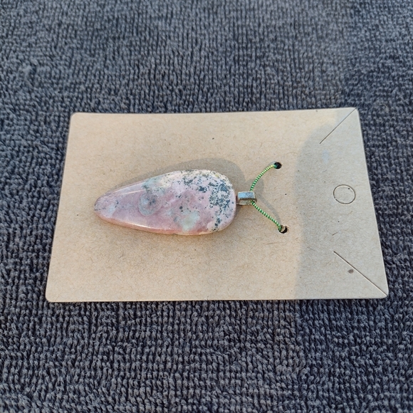 Pink Rhodonite Pendant - Picture 4 of 8